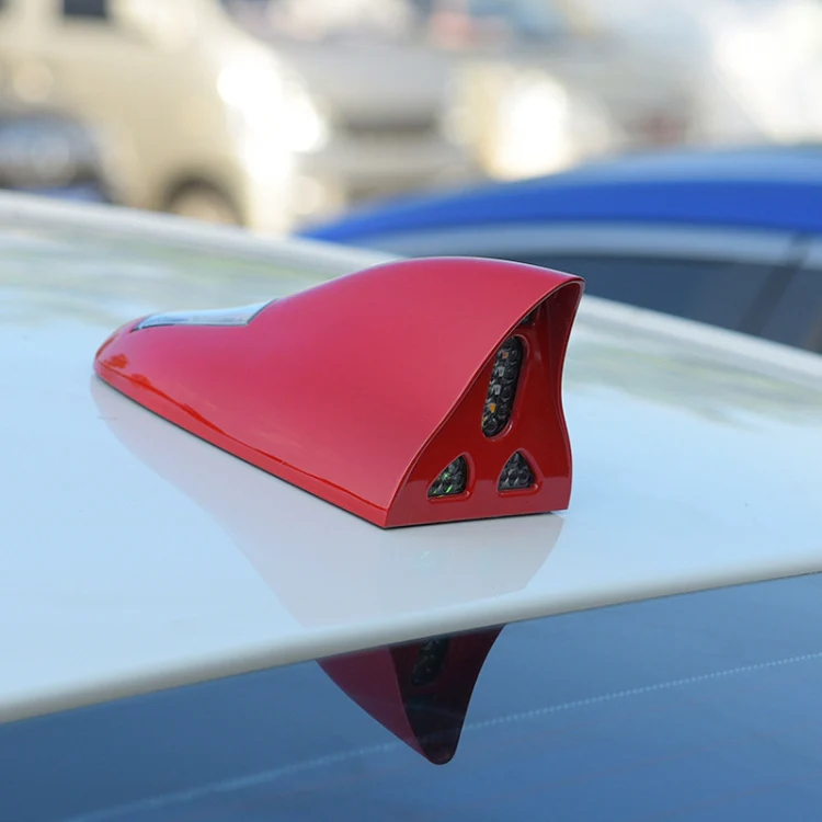 Solar Powered Shark Fin Antenna with LED Warning Light - Image 2