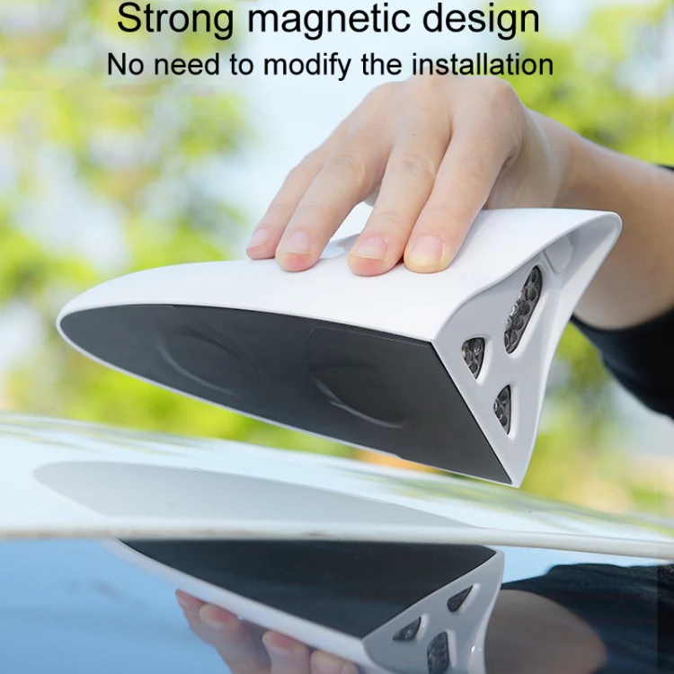Solar Powered Shark Fin Antenna with LED Warning Light - Image 4